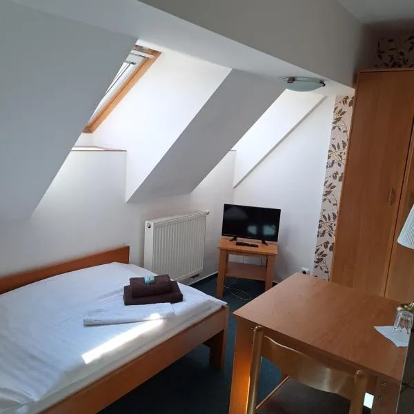 Hotel Koruna, hotel v Šumperku