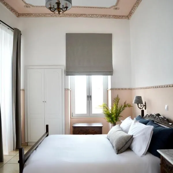 Apiro Syros, hotel v destinaci Ermupoli