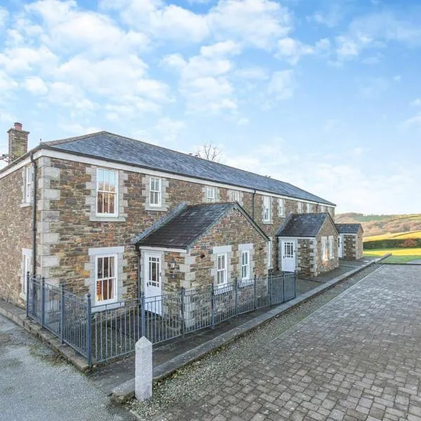 Green Acres Cottages, hotel in Par