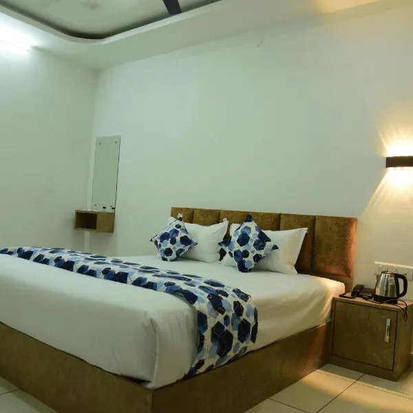 Hotel Ananta Inn, hotel v destinaci Bagar