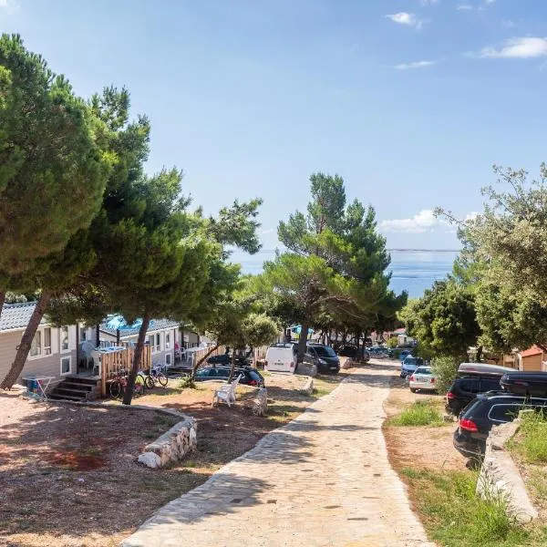 Camping Simuni, hotel di Šimuni