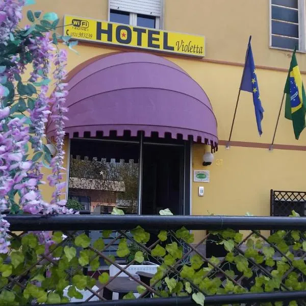ホテル ヴィオレッタ（Hotel Violetta）、パルマのホテル
