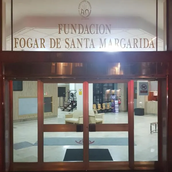 Residencia Universitaria José Sardina، فندق في لا كورونيا