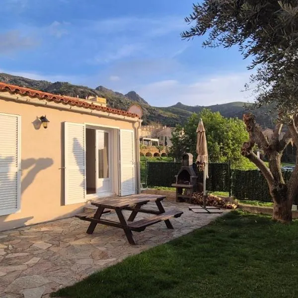 Gîte A l'ombre du clocher, hotel a Calenzana