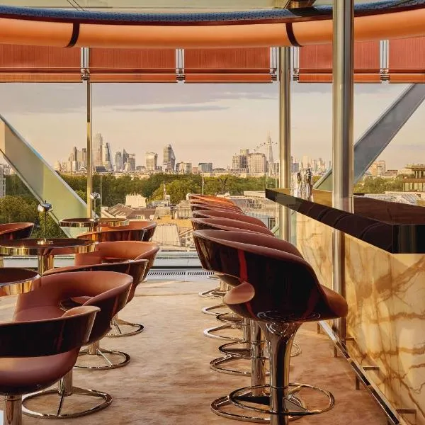The Emory, Maybourne, khách sạn ở London