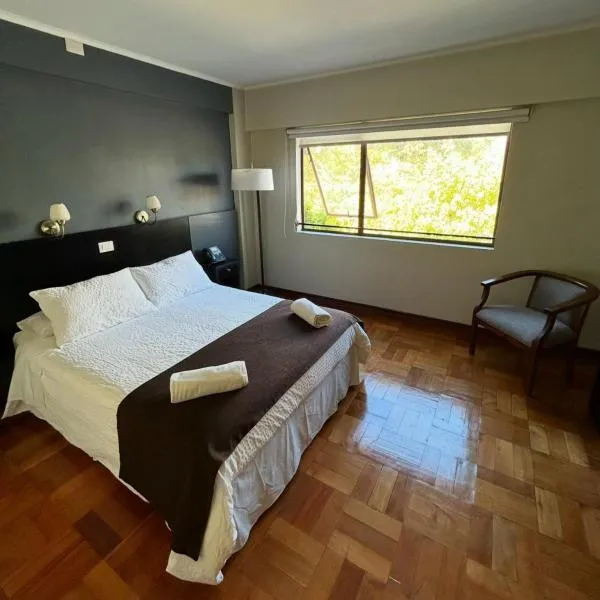 Hotel Plaza Ñuñoa, hotel di Santiago de Chile