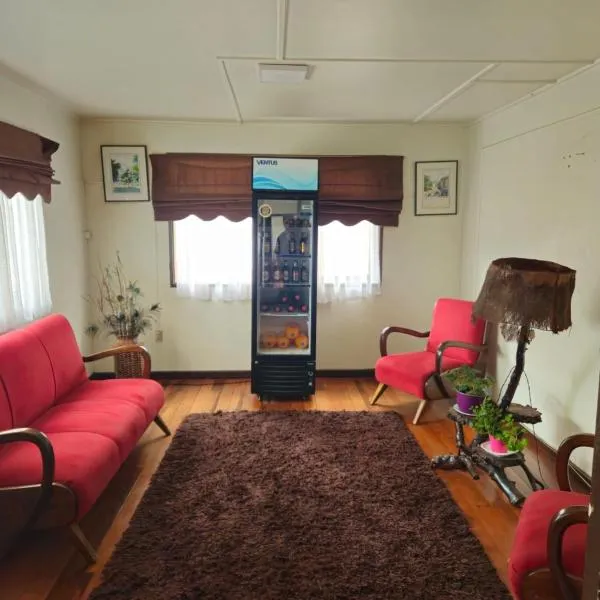 Hostal Esquina 601 Carampangue, hotel v destinaci Valdivia