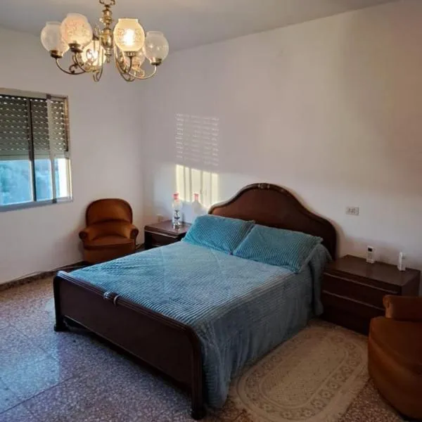 Apartamento entero de 3 habitaciones, hotel in Santa Magdalena de Pulpis