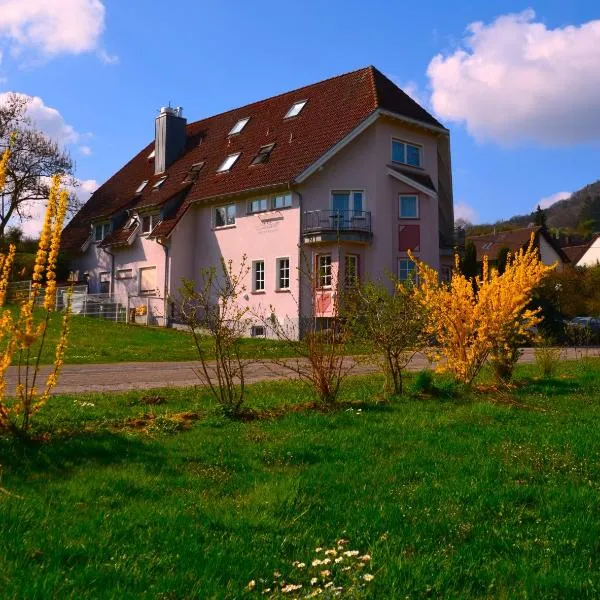 Castell Hotel & Restaurant, hotel in Leinsweiler