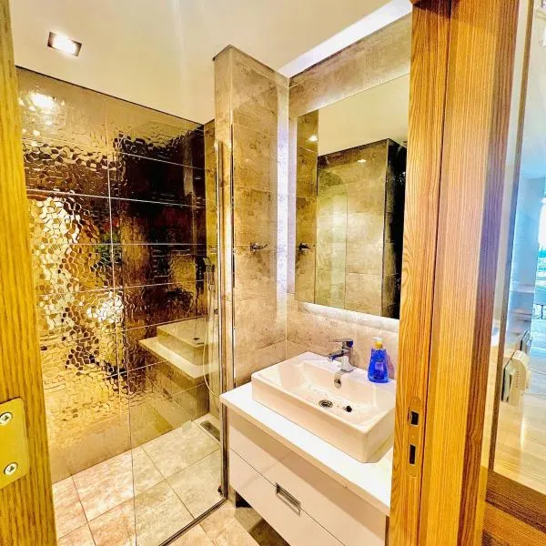 Cozy Studio, hotel di Esenyurt