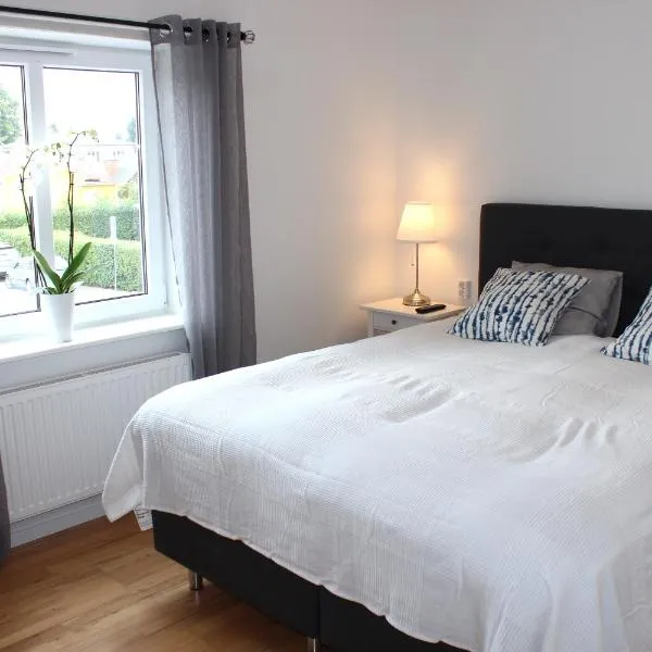 Badhusgatan 8, hotel v destinaci Borgholm