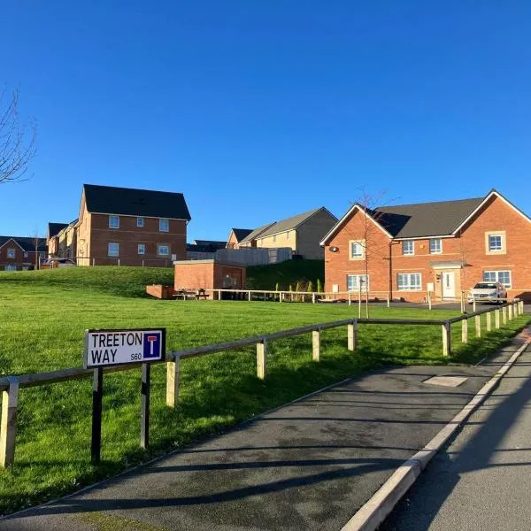 Sheffield 3-Bed Warm Comfy home, хотел в Orgreave