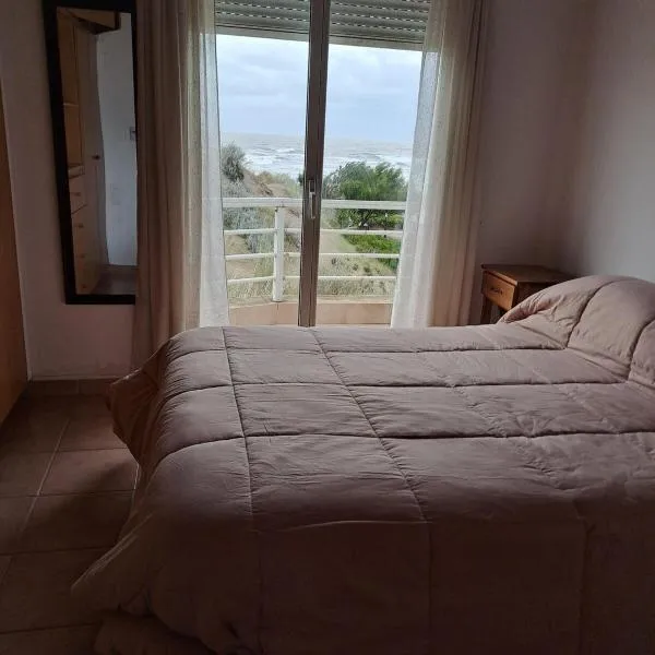 Tranquilo duplex frente al mar, hotel a Monte Hermoso