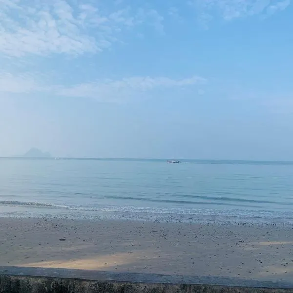 Cat Home Ao Nang Landmark, hotel v destinaci Ban Chong Phli