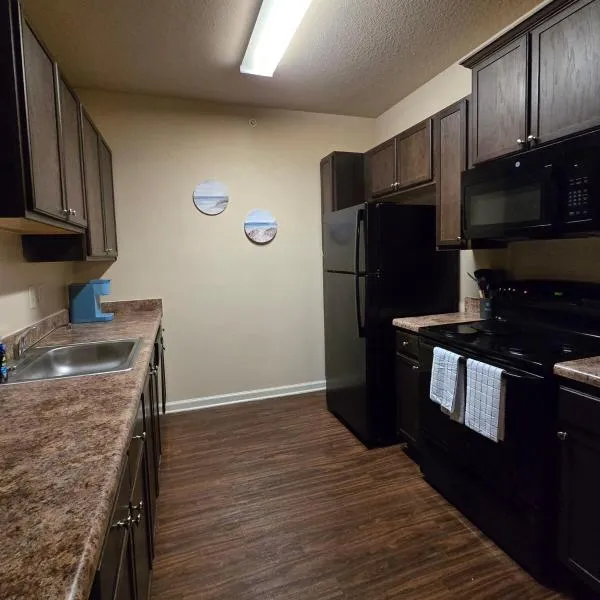 Bright and Airy 3bdrm, hotel v destinaci Port Wentworth