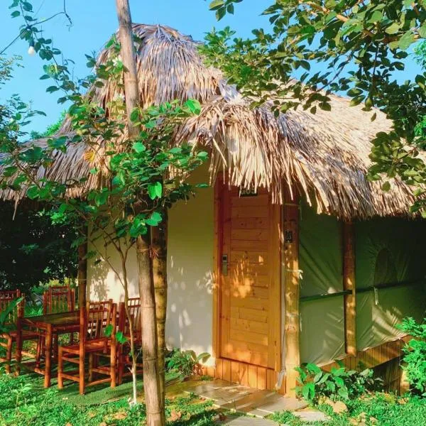 Khu Du Lịch Sinh Thái Ba Vì Eco Camping, hotel v destinaci Ba Vi