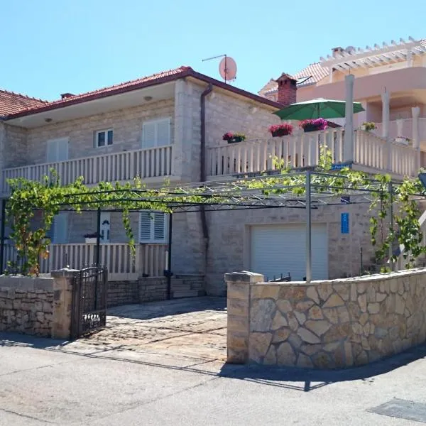 Apartment Tepic, khách sạn ở Supetar