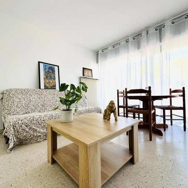 Cozy apartment near thermal baths, Hotel in Balaruc-les-Bains