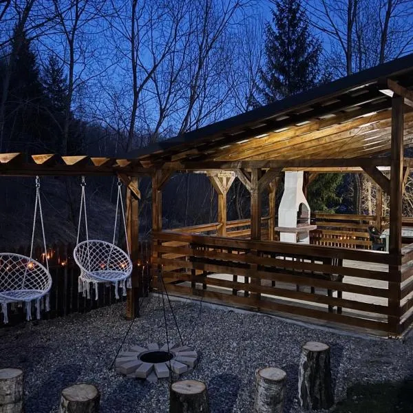 Căsuța din vale, hotel a Râșca