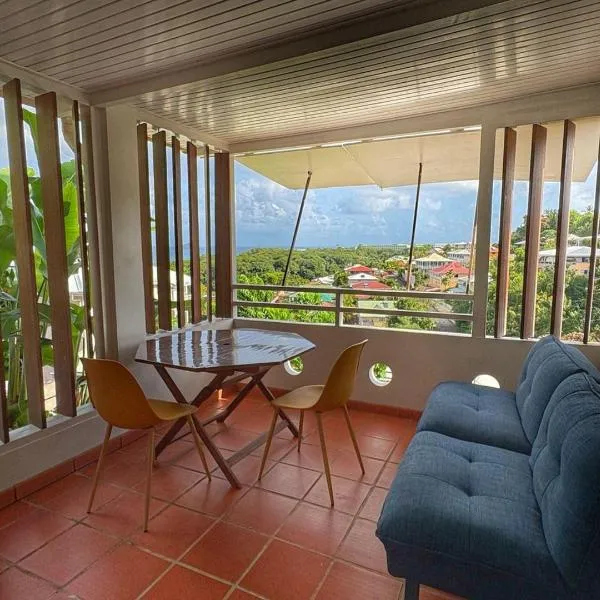 Appartement vue mer, hotel v destinaci La Trinité