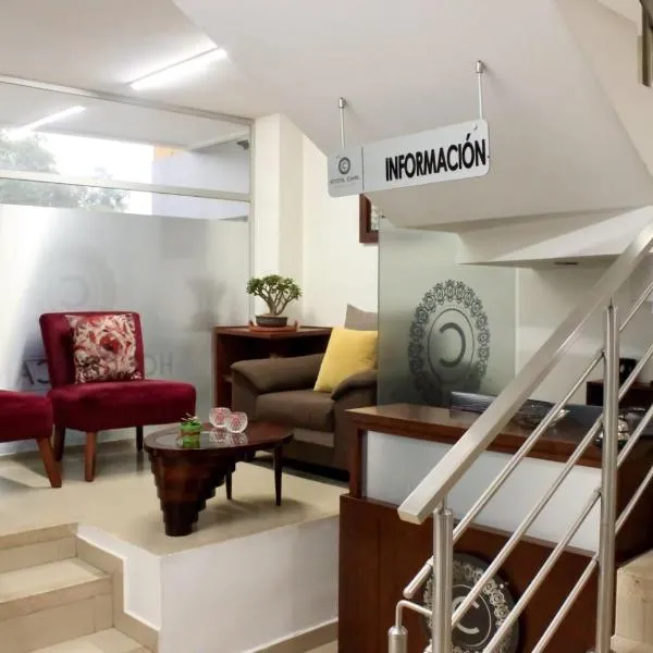 HOSTAL CAMIL, hotel v destinaci Loja