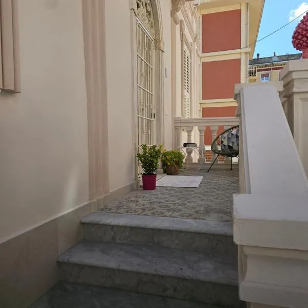 Casa Ichnusa, hotel in Sarzana