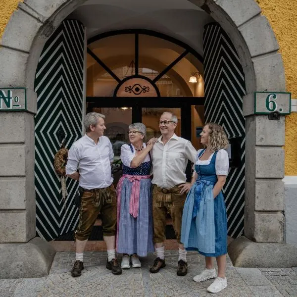 Gasthof Schauer, hotel v destinaci Waldhausen im Strudengau