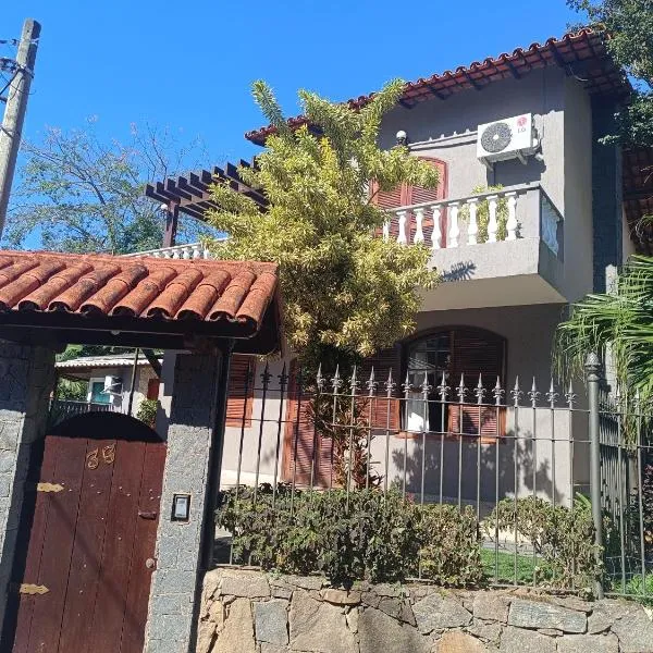 suite no centro de miguel pereira, hotel di Miguel Pereira