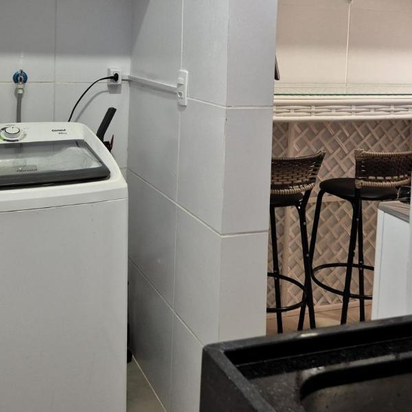 Apartamento incrível a passos da praia de Itapuã - Foto 3