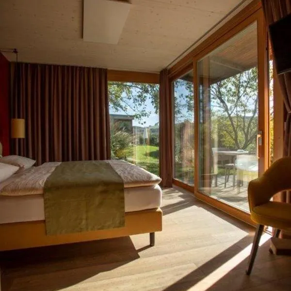 Triad Wiener Alpen Bett DZ, hotel v destinaci Bad Schönau