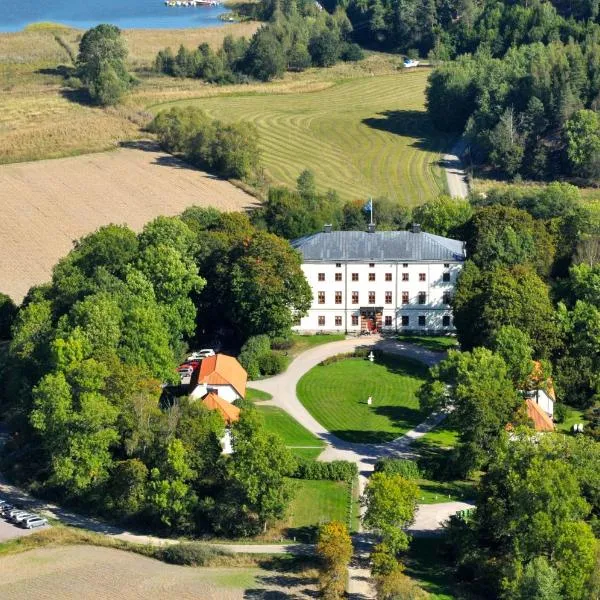 Husby Säteri, hótel í Söderköping