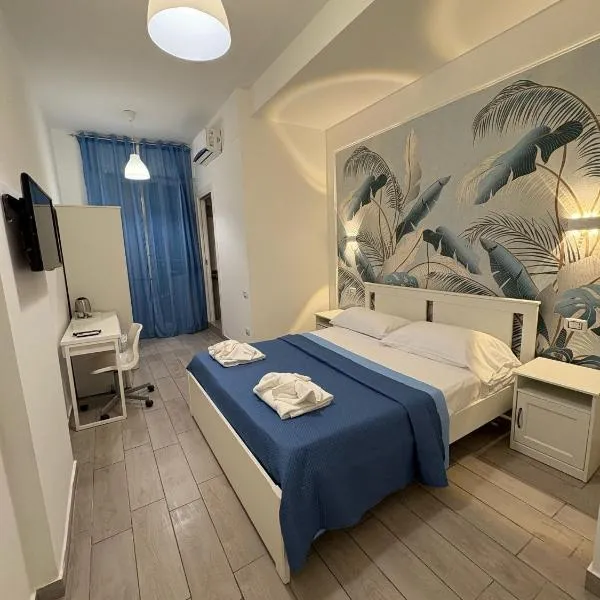 ViRen Rooms、ナポリのホテル