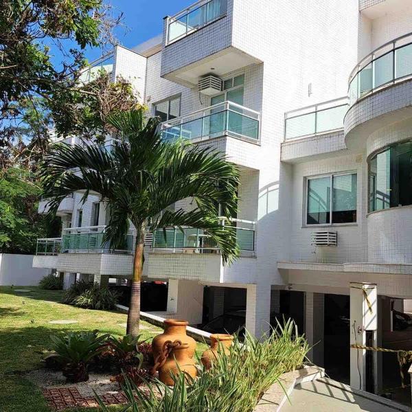 Apartamento confortável e com Piscina a 900 m da praia de Itacoatiara