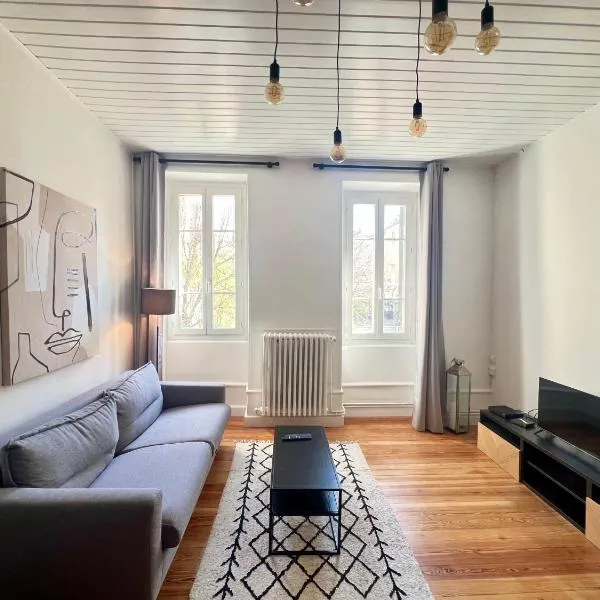 Appartement spacieux en centre ville, hotel v destinaci Montélimar