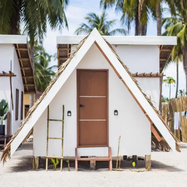 Tatak Balabac Beach Camp, hotel in Olorga