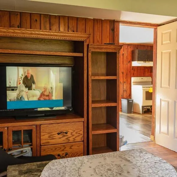 GpL Downtown Fort Myers Retreat 3321, hotel in Fort Myers