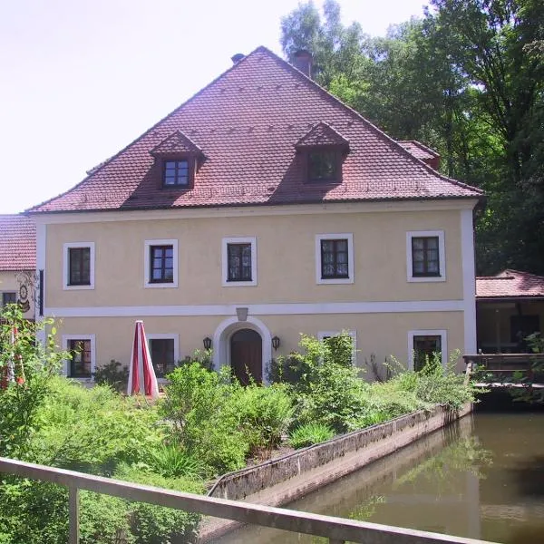 Landhotel Kahrmühle, hotel en Eschenbach in der Oberpfalz