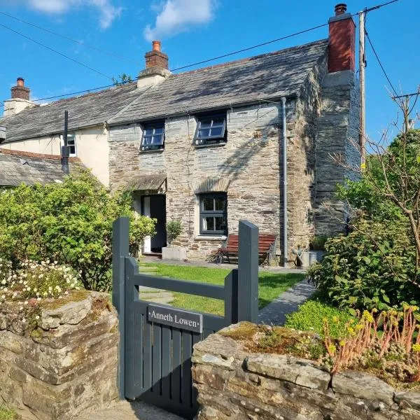 North Cornwall character cottage, sleeps 5, close to coast, hotel in Delabole