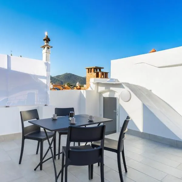 Hostdomus - Azure Loft FREE GARAGE, hotel a Loano