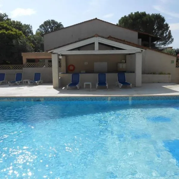 La maison papillons, hotel v destinácii Quissac