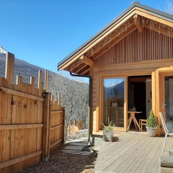 Viesnīca Petit chalet neuf indépendant 2 pers "La cabane de Jean " pilsētā Briansona