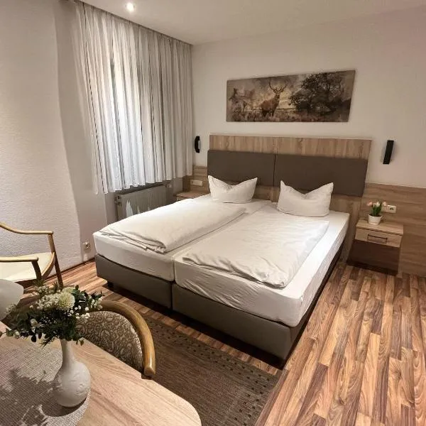 Annas Gästehaus, hotel v destinaci Hallerndorf