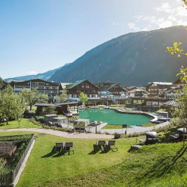 Neuhaus Zillertal Resort, hotel v Mayrhofene