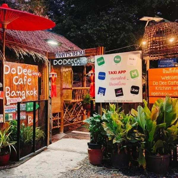 Do Dee cafe, hotel v destinaci Bangkok