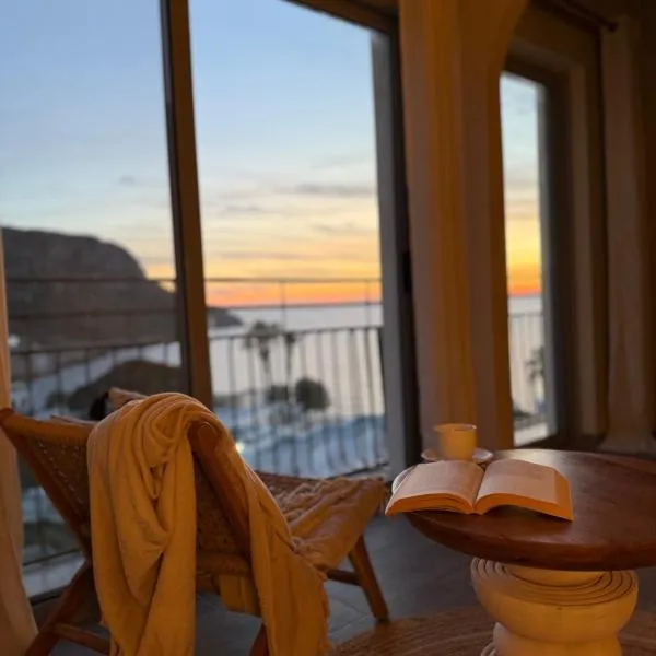 Alga Luxury Suites, hotel v destinaci Kalymnos