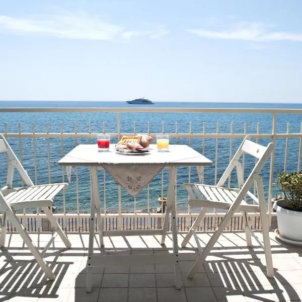 Nina B&B, hotel a Giardini Naxos