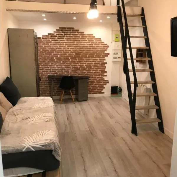 Loft cosy centre ville, hôtel à Nice