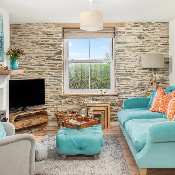 Characterful cottage near Tintagel and coast path, hotell sihtkohas Treknow