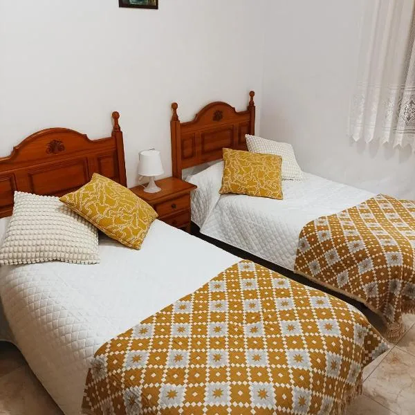 Hostal San José Naval, hotel v destinaci Naval