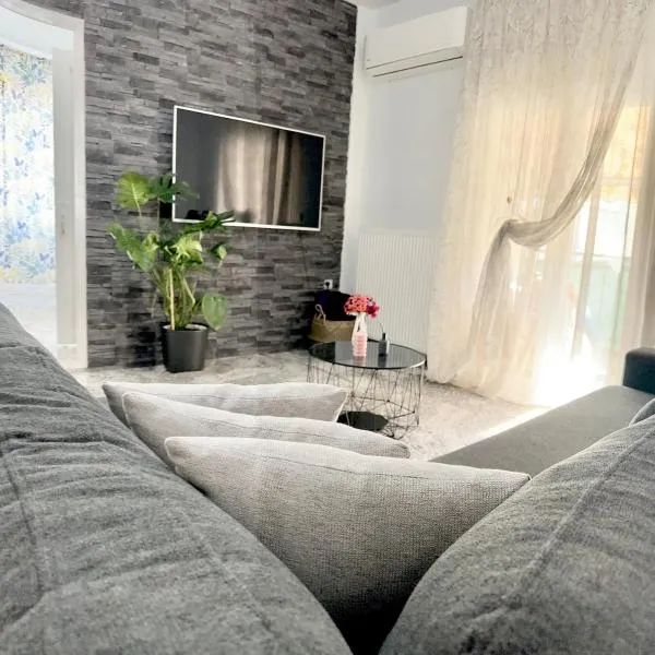 11 11 apartment,12minutes from the Aristotelous square, hotel di Thessaloníki
